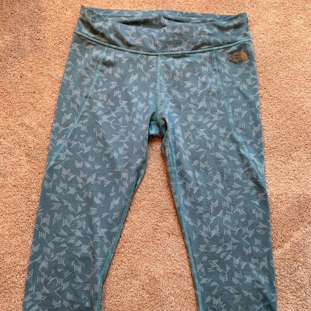 THE NORTH FACE Cropped Light Blue Workout Pants L